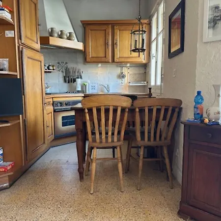 Apartment Provence-style Sea Across The Street *